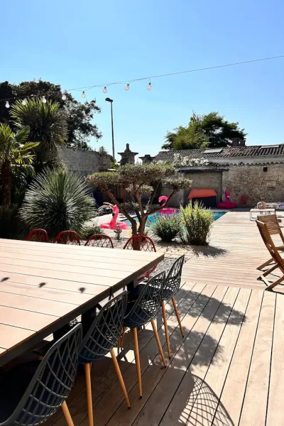 Les villas de Grammont, 2 Villas: 260m², 5 chambres jusqu'à 10 personnes et 640m² avec piscine, 9 chambres jusqu'à 18 personnes. Aux portes de La Rochelle